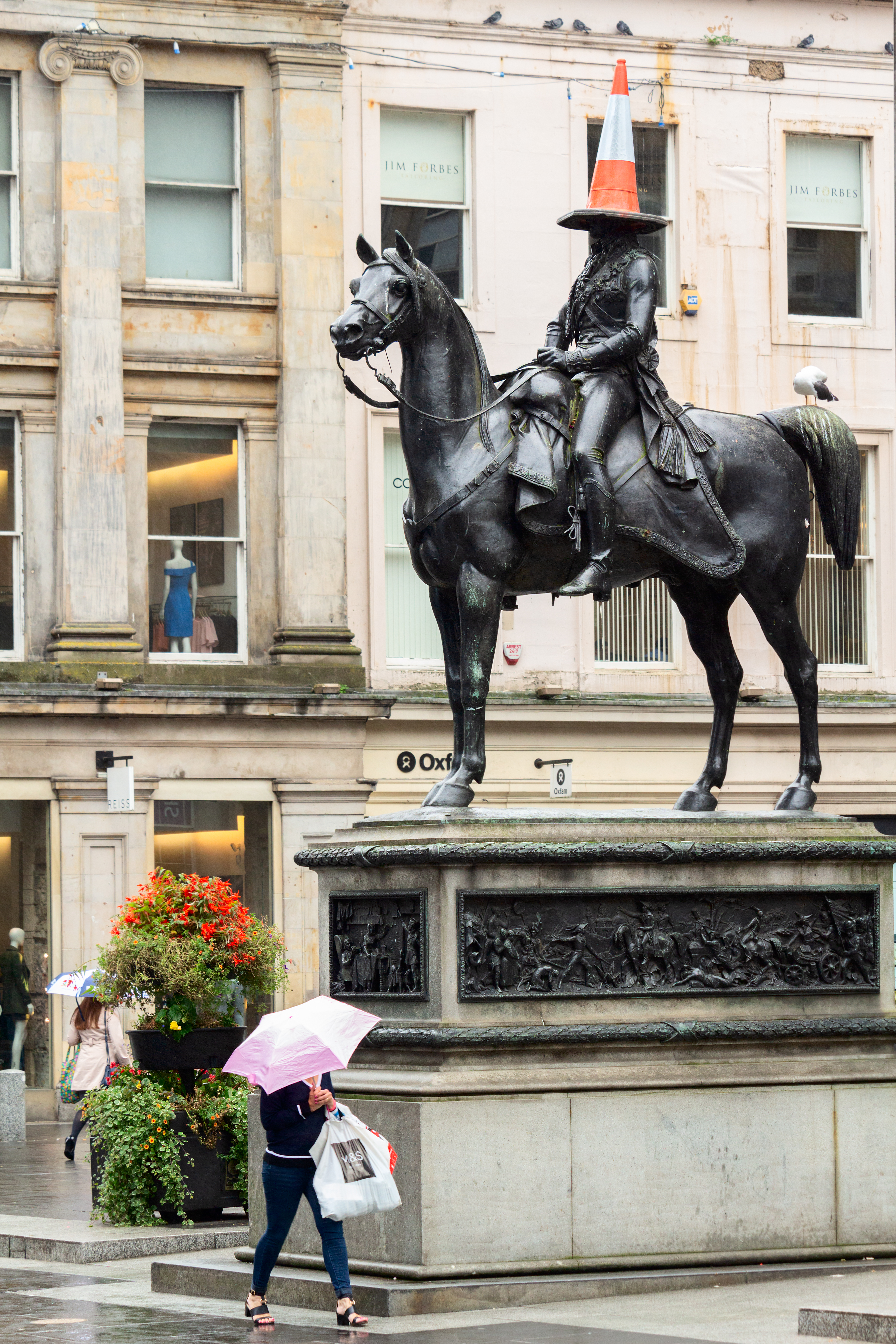 equestrian statue of the Duke of Wellington